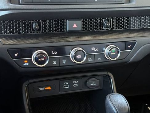 Certified 2024 Honda CR-V EX image 25