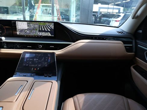Certified 2025 INFINITI QX80 Luxe RWD image 28