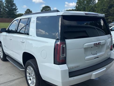 Used 2016 GMC Yukon SLT RWD image 2