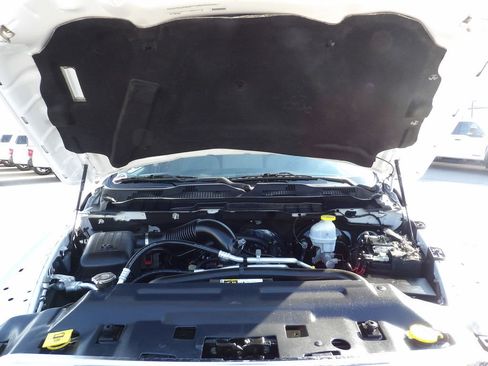 Used 2021 RAM 1500 Classic SLT image 44