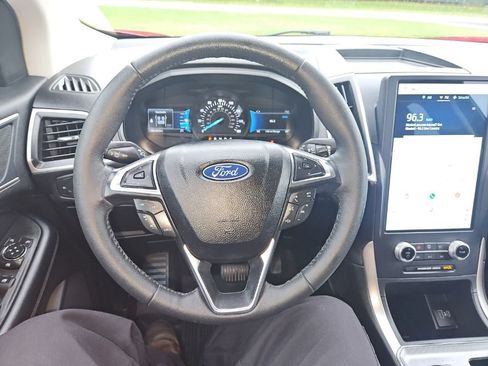 Used 2022 Ford Edge SEL w/ Convenience Package AWD/4WD image 16