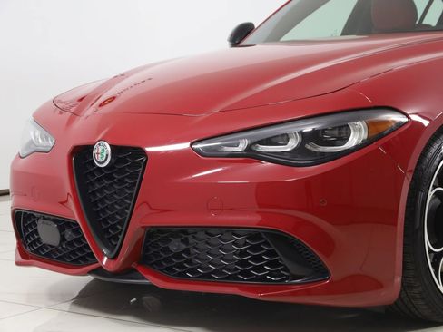 Used 2024 Alfa Romeo Giulia Veloce image 63