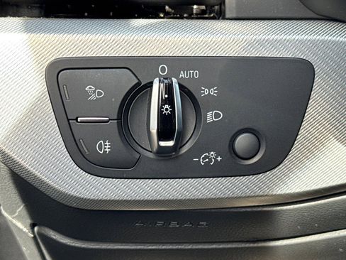 Used 2017 Audi A4 2.0T Premium w/ Audi MMI Navigation Plus image 15