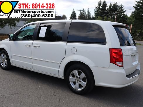 Used 2013 Dodge Grand Caravan SE image 5