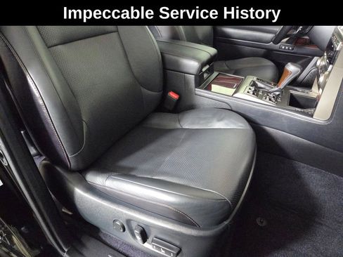 Used 2018 Lexus GX 460 Luxury image 24