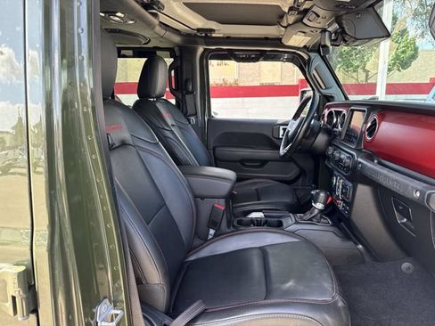 Used 2021 Jeep Wrangler Unlimited Rubicon AWD/4WD image 29