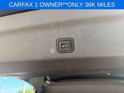 Used 2022 GMC Yukon XL SLT w/ SLT Luxury Package AWD/4WD image 28