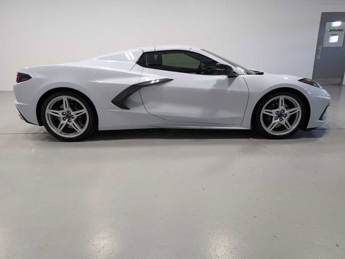 Used 2022 Chevrolet Corvette Stingray Premium Conv w/ Battery Protection Package RWD image 7