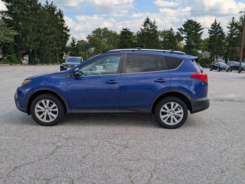 Used 2014 Toyota RAV4 Limited w/ Technology Package AWD/4WD image 6