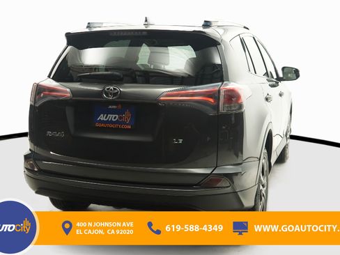 Used 2016 Toyota RAV4 LE FWD image 10
