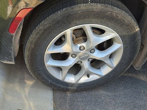 Used 2020 Chrysler Pacifica Limited FWD image 5