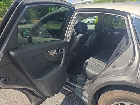 Used 2010 INFINITI FX35 AWD w/ Navigation Pkg image 15