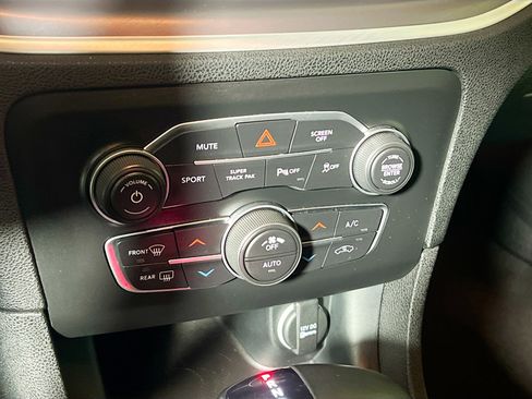 Used 2022 Dodge Charger GT image 27