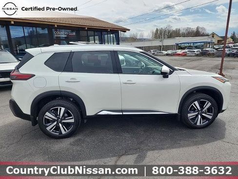 Certified 2023 Nissan Rogue SL image 9