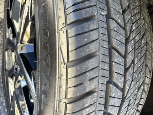 Used 2025 Chevrolet Traverse RS w/ LPO, Floor Liner Package image 7