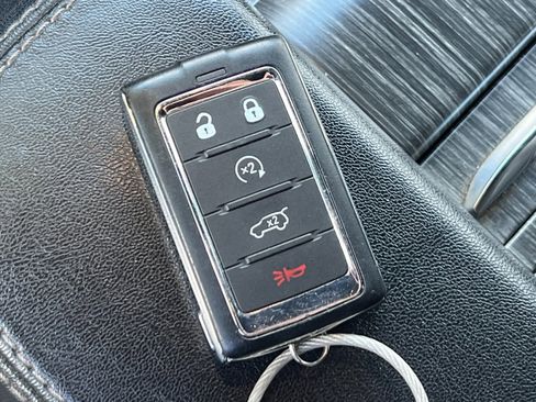 Used 2024 Jeep Wagoneer Series II w/ Flexible Seating Group image 30