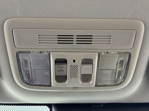 Used 2020 Honda Civic EX image 30