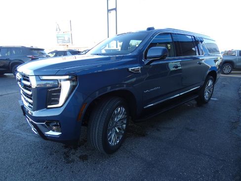 New 2026 GMC Yukon XL Elevation image 6