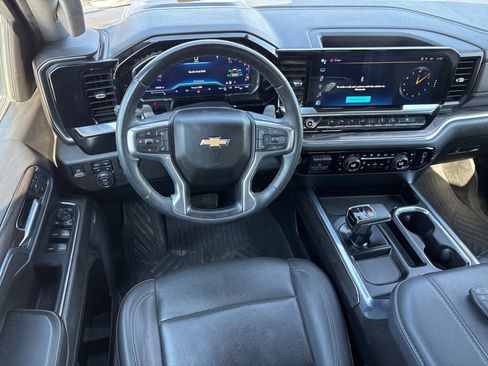 Used 2024 Chevrolet Silverado 1500 LTZ image 12