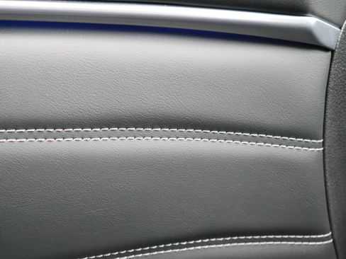 Certified 2025 Genesis GV80 3.5T Prestige image 37