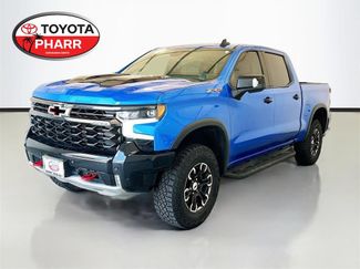 Used 2025 Chevrolet Silverado 1500 ZR2 w/ Technology Package AWD/4WD video 1