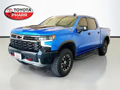 Used 2025 Chevrolet Silverado 1500 ZR2 w/ Technology Package AWD/4WD image 1