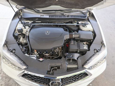 Used 2018 Acura TLX V6 w/ Technology Package FWD image 12