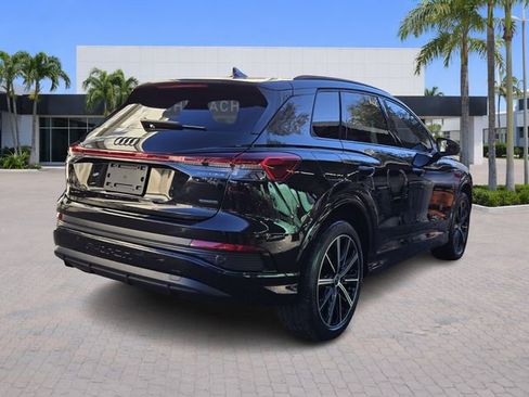 Used 2022 Audi Q4 e-tron Premium Plus image 7