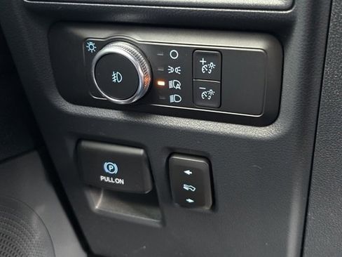 Used 2022 Ford Expedition Max Limited image 24