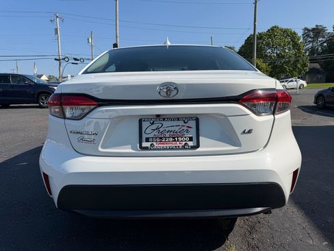 Used 2022 Toyota Corolla LE FWD image 6