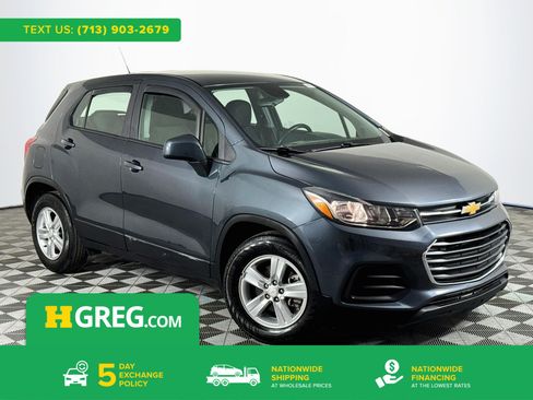Used 2021 Chevrolet Trax LS FWD image 1