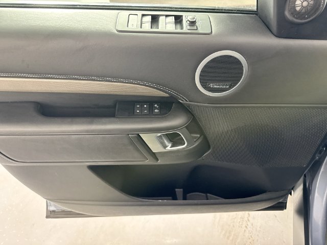 Used 2019 Land Rover Discovery HSE AWD/4WD image 20