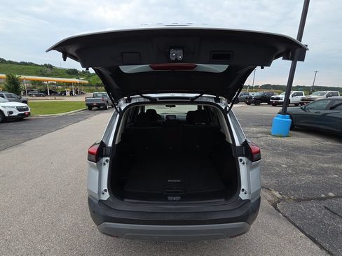Used 2021 Nissan Rogue SV AWD/4WD image 31