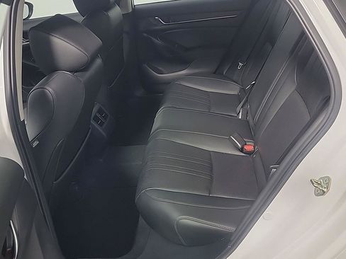 Certified 2020 Honda Accord Touring image 16
