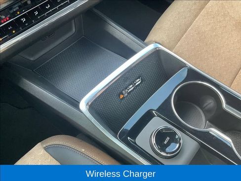 Used 2025 Chevrolet Equinox ACTIV FWD image 19