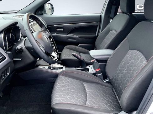 Used 2024 Mitsubishi Outlander Sport AWD image 24