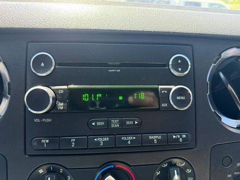 Used 2010 Ford F250 XLT AWD/4WD image 30