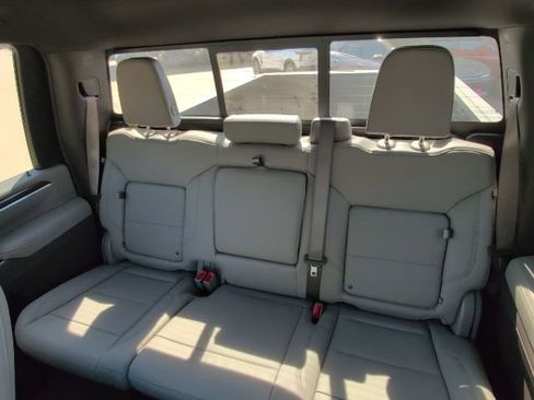 New 2026 Chevrolet Silverado 2500 LT w/ Texas Edition image 8