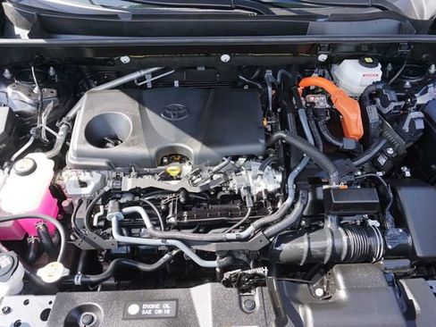 Used 2024 Toyota RAV4 XLE image 7