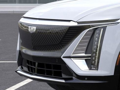 New 2026 Cadillac Lyriq Luxury image 13