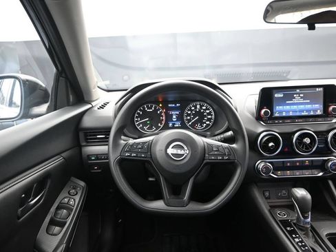 Used 2025 Nissan Sentra S FWD image 29
