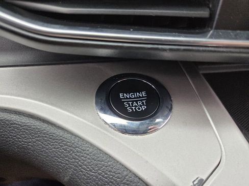 Used 2023 Ford Explorer XLT w/ Equipment Group 202A image 25