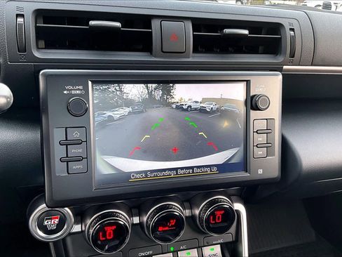 Certified 2023 Toyota GR86 image 21