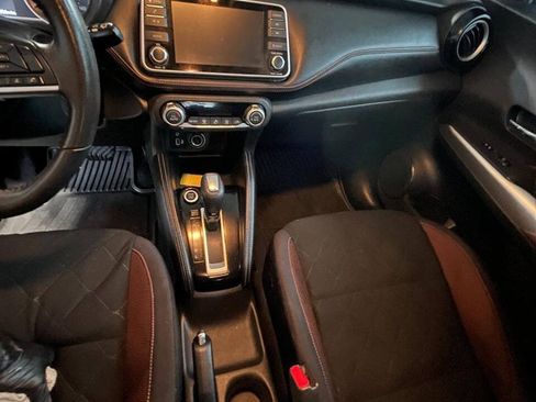 Used 2019 Nissan Kicks SR w/ Exterior Package FWD image 10