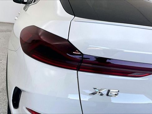 Used 2023 BMW X6 xDrive40i w/ Premium Package image 38