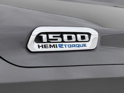 Used 2022 RAM 1500 Laramie AWD/4WD image 37