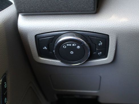 Used 2019 Ford F250 XL w/ STX Appearance Package AWD/4WD image 31