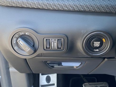 Used 2022 Maserati Quattroporte Modena image 35