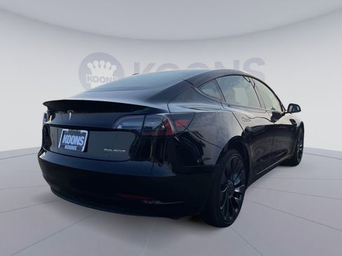 Used 2023 Tesla Model 3 Performance image 7