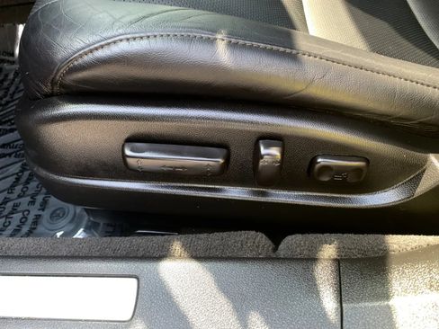 Used 2020 Acura TLX w/ Technology Package FWD image 22